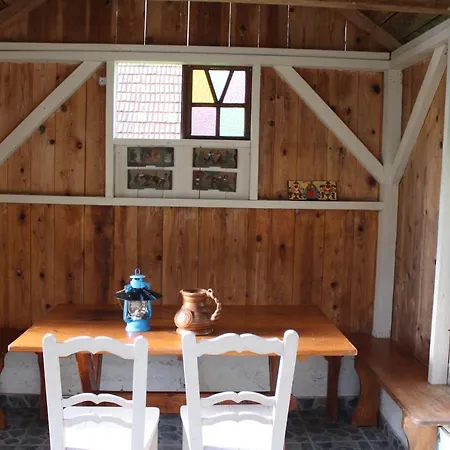 Sleeping In Village Appartamento Svecina