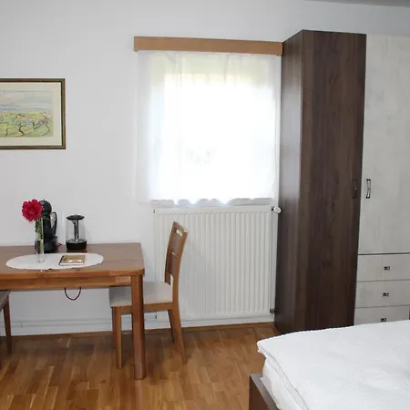 Apartment Sleeping In Village *