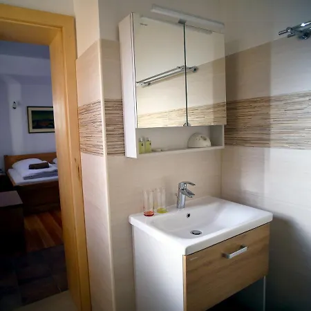 Apartment Sleeping In Village *