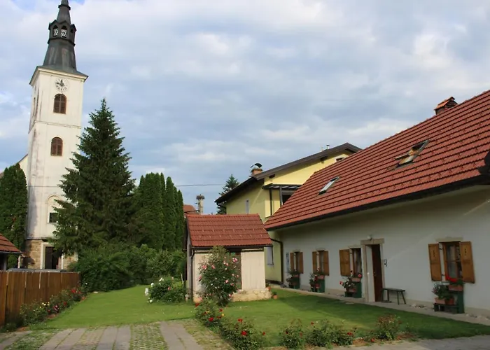 Sleeping In Village Apartment Svecina