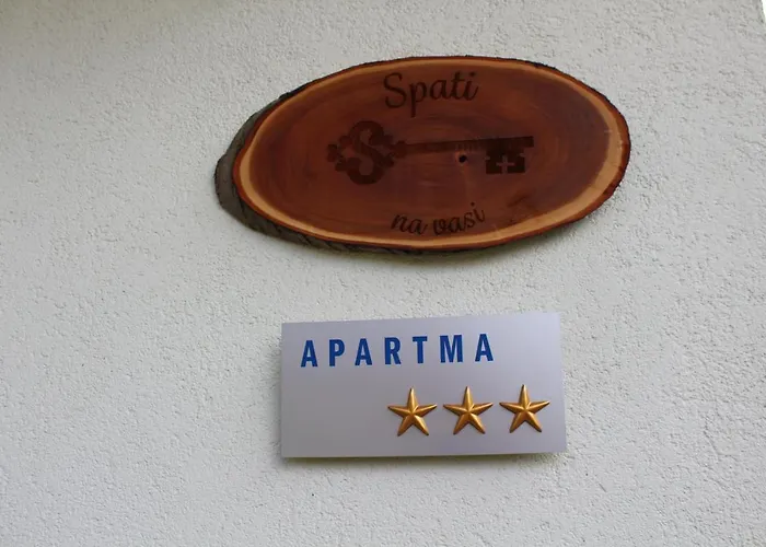 Sleeping In Village Apartment *