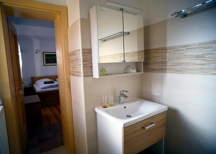 Apartment Sleeping In Village *